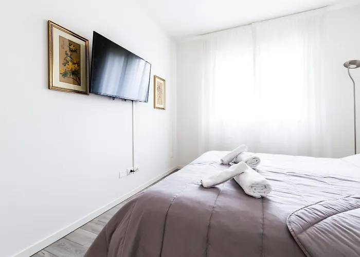 Bertelli 4 דירה *