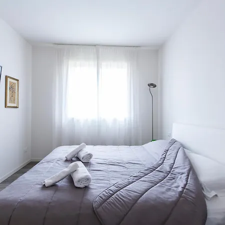 Bertelli 4 * 산레자로디사베나